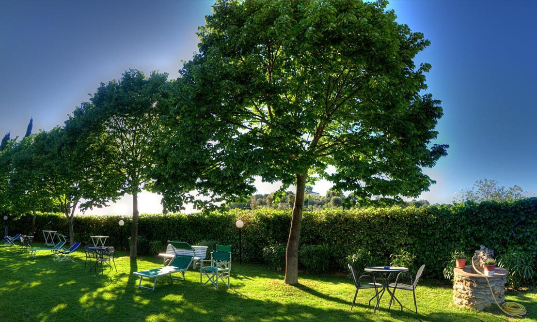 Agriturismo Poggio Del Drago Montemerano Exterior foto